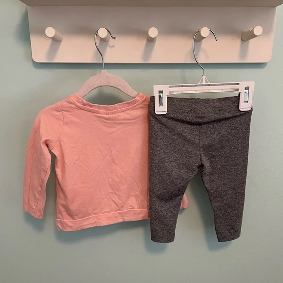 Puma Two Piece Set - Picture 5 of 6